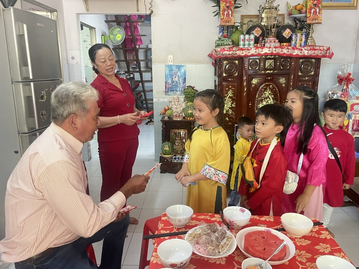 Tết xưa của mẹ- Ảnh 2. Tết xưa của mẹ- Ảnh 2.