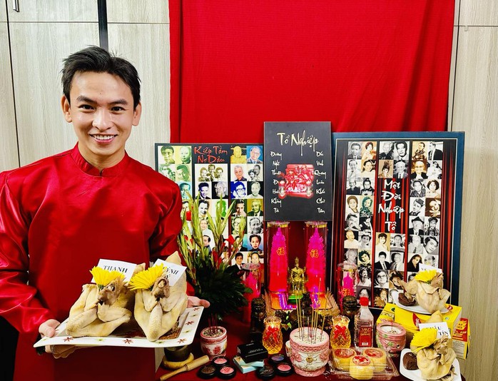 Tết thầy mùng 3, nghệ sĩ cúng gà ra mắt Tổ- Ảnh 7. Tết thầy mùng 3, nghệ sĩ cúng gà ra mắt Tổ- Ảnh 7.