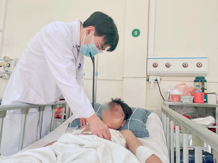 Khám, cấp cứu do tai nạn giao thông giảm mạnh- Ảnh 1. Khám, cấp cứu do tai nạn giao thông giảm mạnh- Ảnh 1.