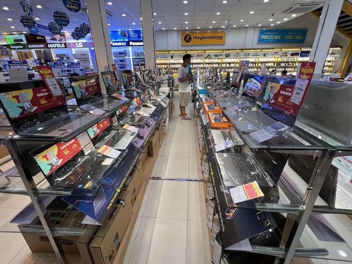 Cuộc chiến giá và làn sóng đóng cửa shop điện máy - công nghệ kéo dài tới khi nào?- Ảnh 3. Cuộc chiến giá và làn sóng đóng cửa shop điện máy - công nghệ kéo dài tới khi nào?- Ảnh 3.