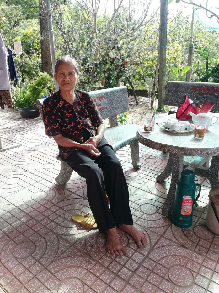 “Xuân sum vầy - Tết sẻ chia”: Đôi bàn chân cát bụi- Ảnh 3. “Xuân sum vầy - Tết sẻ chia”: Đôi bàn chân cát bụi- Ảnh 3.