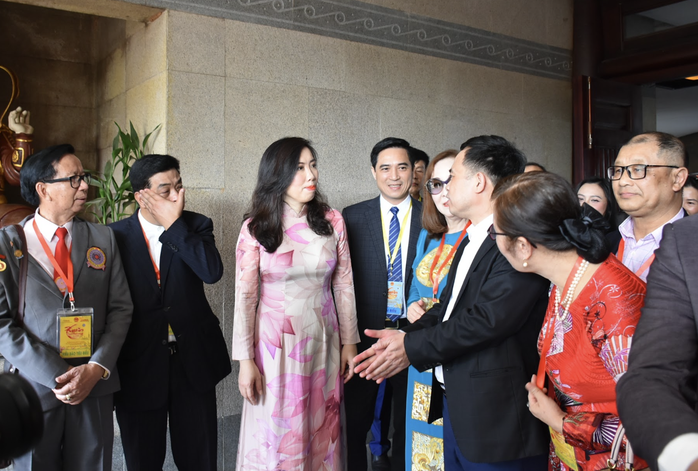 Thứ trưởng Lê Thị Thu Hằng: Niềm tin vững chắc vào đồng bào ở nước ngoài- Ảnh 3. Thứ trưởng Lê Thị Thu Hằng: Niềm tin vững chắc vào đồng bào ở nước ngoài- Ảnh 3.