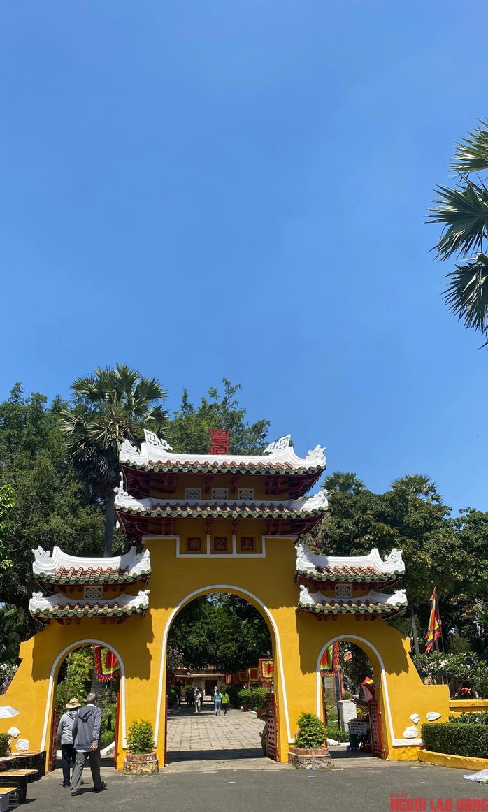 Hương sắc mùa Xuân ở cõi thiêng giữa lòng TP HCM- Ảnh 1. Hương sắc mùa Xuân ở cõi thiêng giữa lòng TP HCM- Ảnh 1.