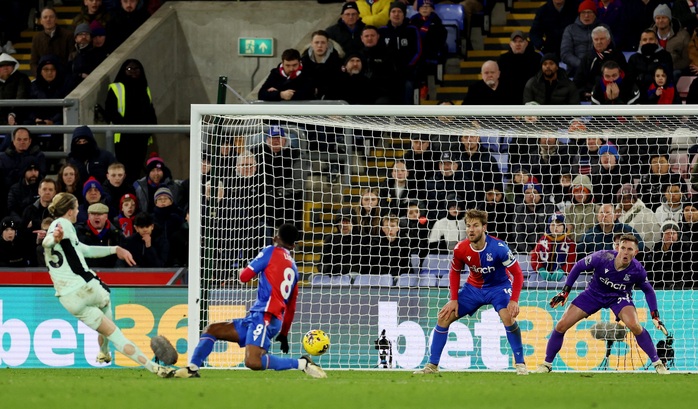 Chelsea ngược dòng thắng derby khi Gallagher gieo sầu cho Crystal Palace- Ảnh 6. Chelsea ngược dòng thắng derby khi Gallagher gieo sầu cho Crystal Palace- Ảnh 6.