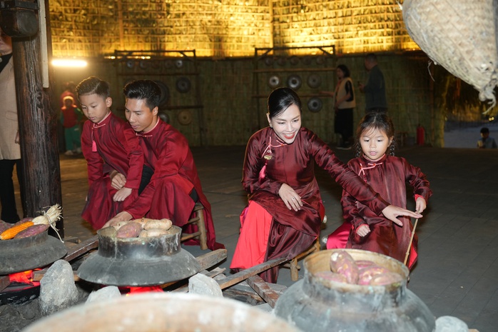 O Sen Ngọc Mai mong "2024 hiểu lầm được hóa giải"- Ảnh 2. O Sen Ngọc Mai mong "2024 hiểu lầm được hóa giải"- Ảnh 2.