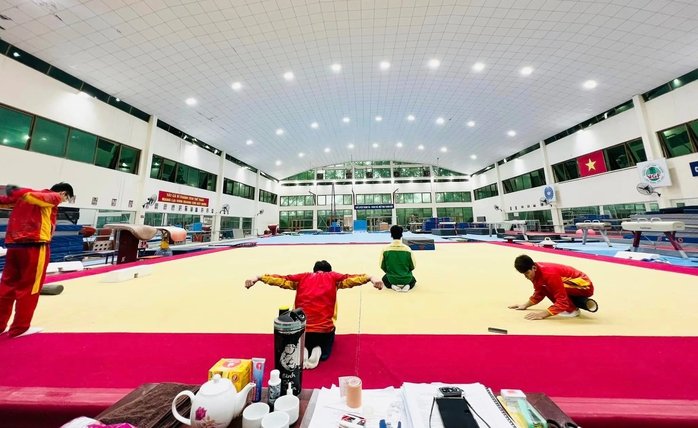 Tuyển thể dục dụng cụ dự World Cup, quyết "săn" vé đến Olympic- Ảnh 2.