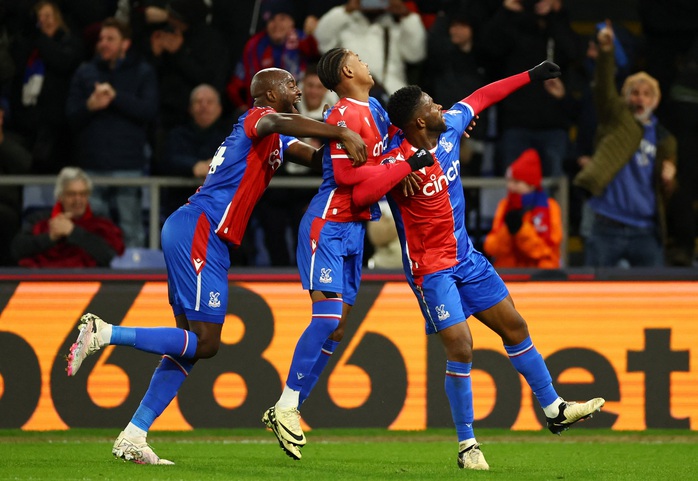 Chelsea ngược dòng thắng derby khi Gallagher gieo sầu cho Crystal Palace- Ảnh 4. Chelsea ngược dòng thắng derby khi Gallagher gieo sầu cho Crystal Palace- Ảnh 4.