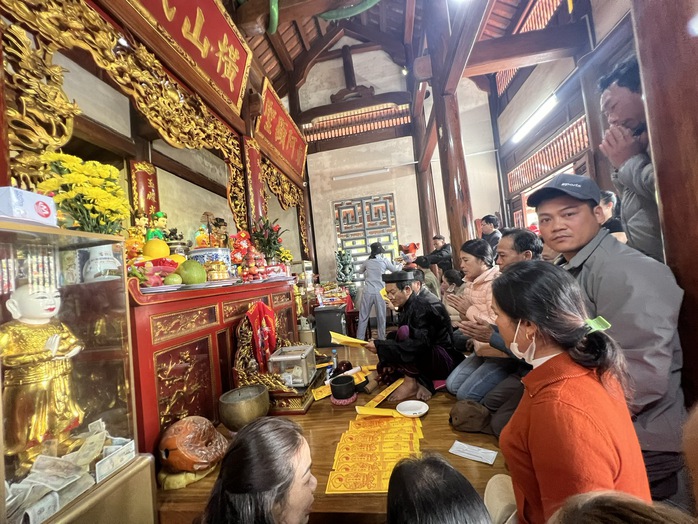 Về Quảng Bình đầu năm, đi viếng mộ Đại tướng Võ Nguyên Giáp- Ảnh 10.