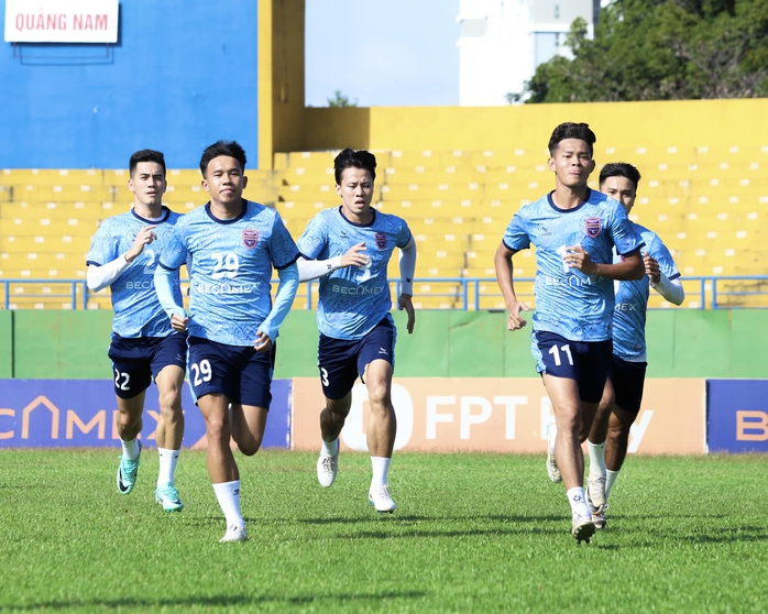 Khát vọng vươn lên của bóng đá miền Nam- Ảnh 3. Khát vọng vươn lên của bóng đá miền Nam- Ảnh 3.