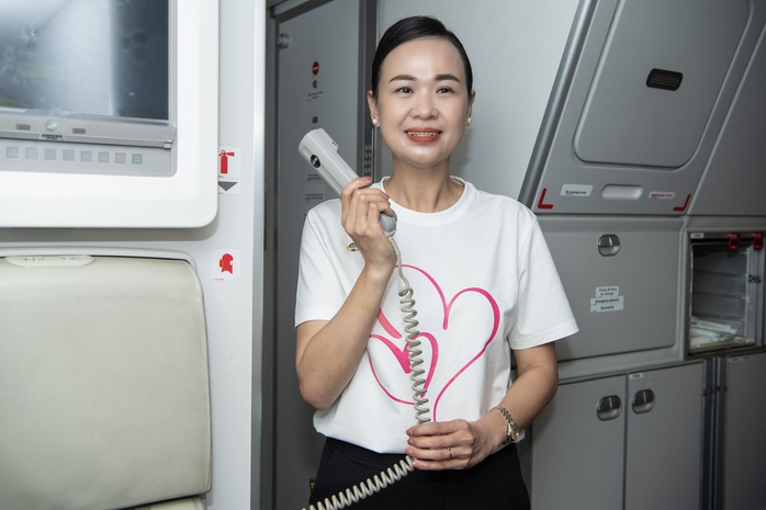 Phần phát thanh chúc mừng Ngày lễ tình nhân của Tiếp viên trưởng Phần phát thanh chúc mừng Ngày lễ tình nhân của Tiếp viên trưởng