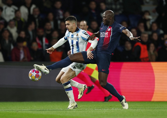 Mbappe bùng nổ, PSG hạ gục Real Sociedad tại Champions League - Ảnh 1. Mbappe bùng nổ, PSG hạ gục Real Sociedad tại Champions League - Ảnh 1.