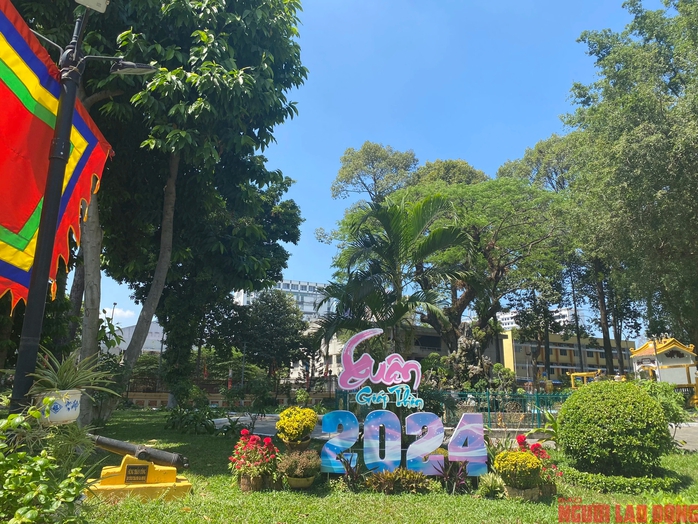 Hương sắc mùa Xuân ở cõi thiêng giữa lòng TP HCM- Ảnh 3. Hương sắc mùa Xuân ở cõi thiêng giữa lòng TP HCM- Ảnh 3.