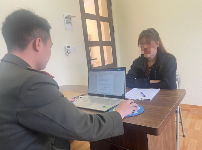 Truy tìm những người bình luận xúc phạm CSGT làm nhiệm vụ ngày Tết- Ảnh 1. Truy tìm những người bình luận xúc phạm CSGT làm nhiệm vụ ngày Tết- Ảnh 1.