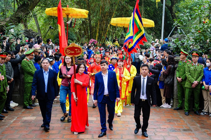 Khai hội Gióng đền Sóc năm 2024- Ảnh 16.