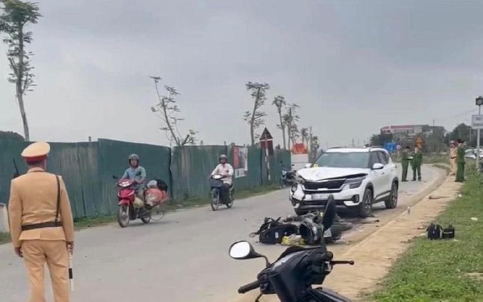Ôtô lấn làn, tông cặp vợ chồng đi xe máy tử vong- Ảnh 1. Ôtô lấn làn, tông cặp vợ chồng đi xe máy tử vong- Ảnh 1.
