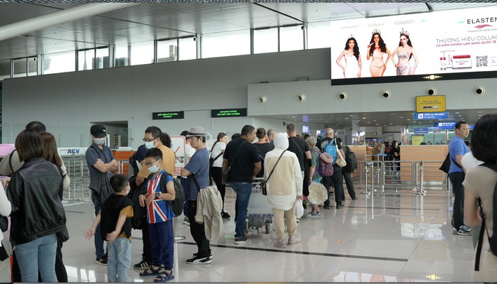 Diễn biến bất ngờ vụ gần 300 khách Đài Loan bị “bỏ rơi” ở Phú Quốc- Ảnh 2. Diễn biến bất ngờ vụ gần 300 khách Đài Loan bị “bỏ rơi” ở Phú Quốc- Ảnh 2.