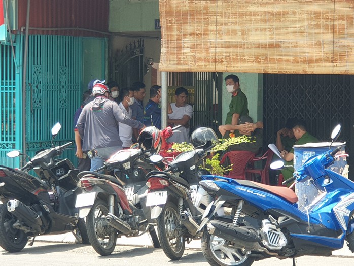 Bình Dương: Điều tra nguyên nhân một người nằm chết trên võng- Ảnh 1. Bình Dương: Điều tra nguyên nhân một người nằm chết trên võng- Ảnh 1.