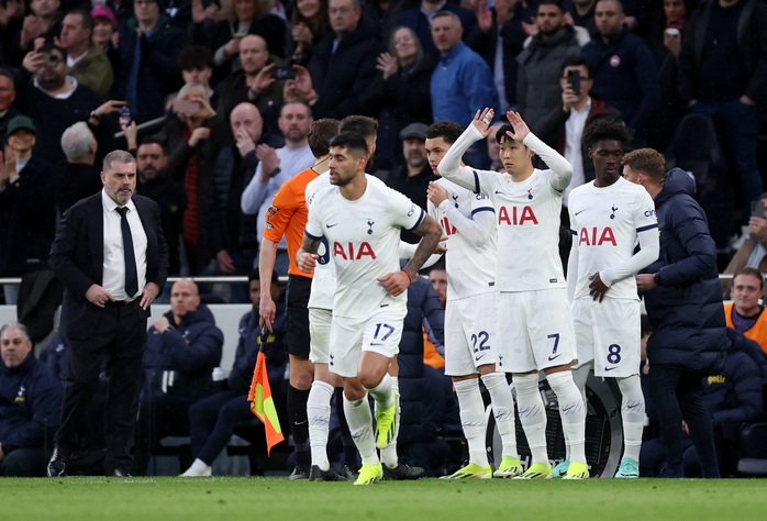 Son Heung-min và HLV Tottenham lên tiếng về vụ xô xát ở tuyển Hàn Quốc- Ảnh 2. Son Heung-min và HLV Tottenham lên tiếng về vụ xô xát ở tuyển Hàn Quốc- Ảnh 2.