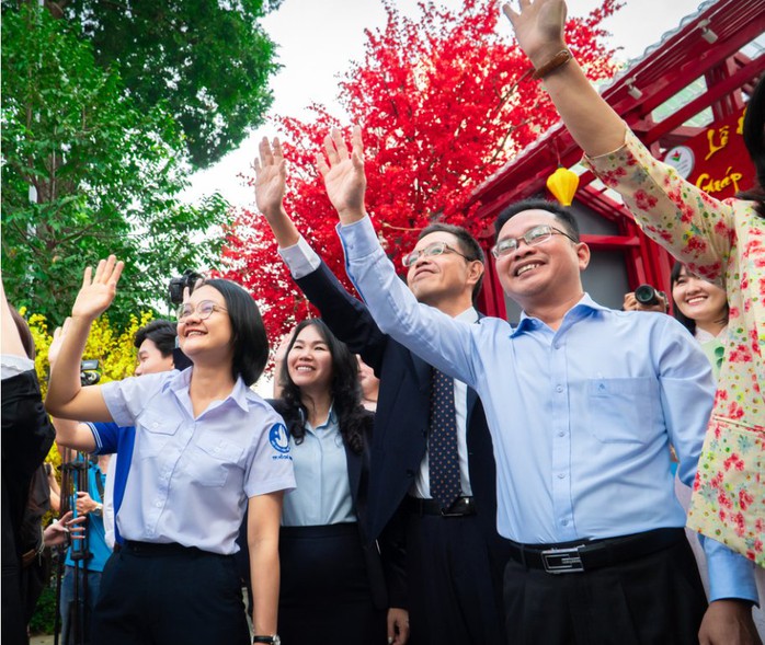 "Xuân sum vầy - Tết sẻ chia": Chuyến xe mùa xuân- Ảnh 6. "Xuân sum vầy - Tết sẻ chia": Chuyến xe mùa xuân- Ảnh 6.