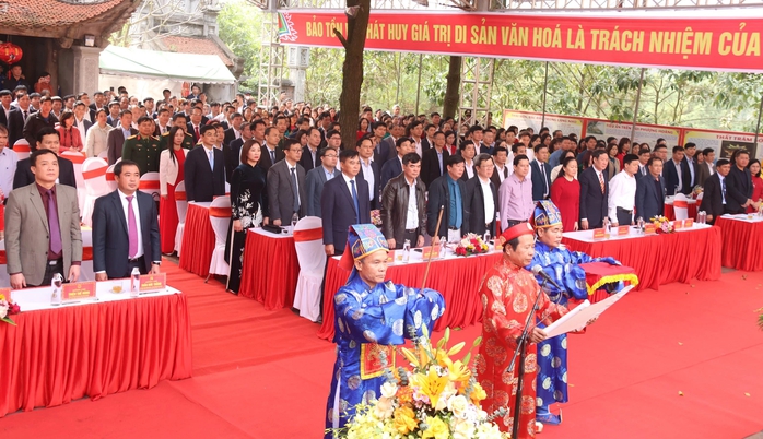 Lễ khai bút tại đền thờ Nhà giáo Chu Văn An- Ảnh 2. Lễ khai bút tại đền thờ Nhà giáo Chu Văn An- Ảnh 2.