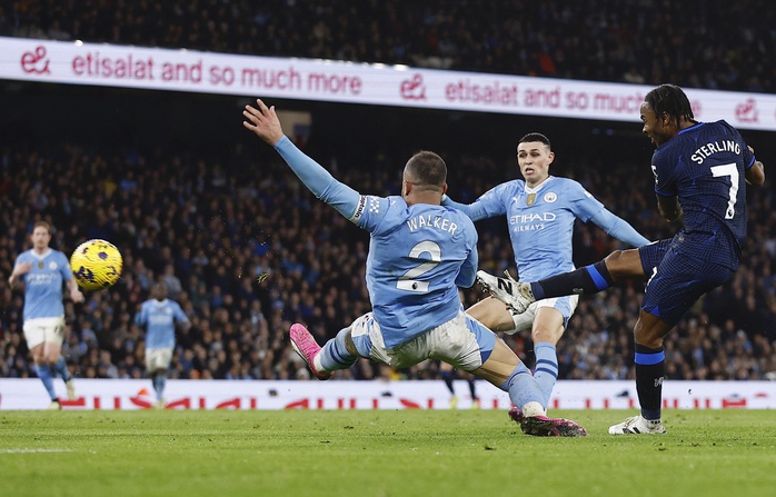 Thoát thua Chelsea, Man City lo hết cơ hội giữ cúp vô địch- Ảnh 4. Thoát thua Chelsea, Man City lo hết cơ hội giữ cúp vô địch- Ảnh 4.