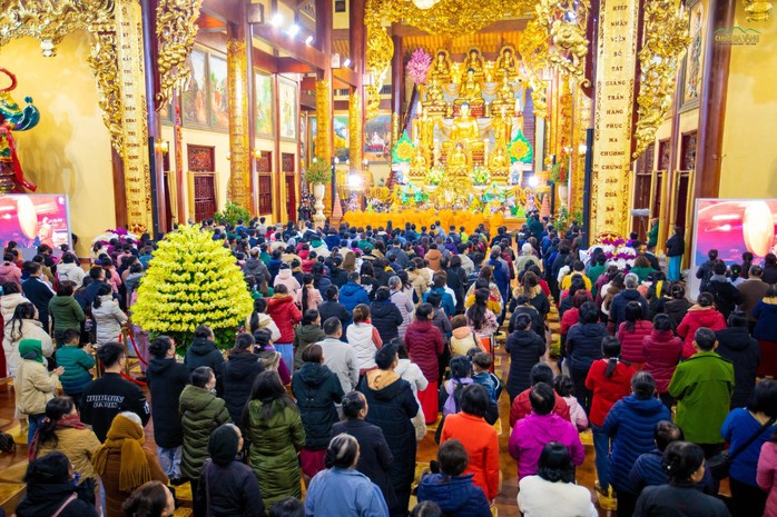 Giám sát việc tổ chức lễ hội dịp Tết Nguyên đán tại chùa Ba Vàng- Ảnh 1. Giám sát việc tổ chức lễ hội dịp Tết Nguyên đán tại chùa Ba Vàng- Ảnh 1.