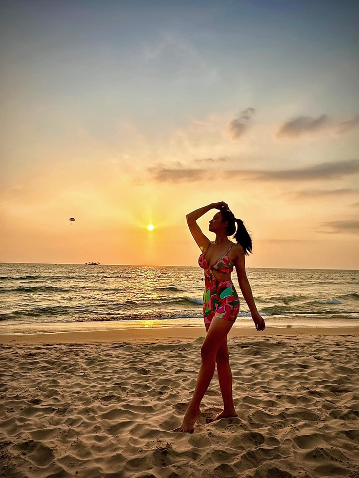 Showbiz Việt: Loạt sao tưng bừng du Xuân Giáp Thìn- Ảnh 10. Showbiz Việt: Loạt sao tưng bừng du Xuân Giáp Thìn- Ảnh 10.