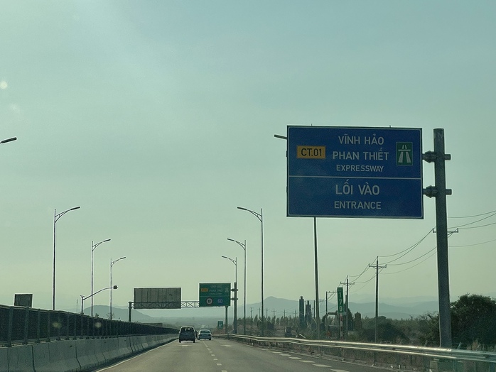 CLIP: Giao thông hơn 200 km đường cao tốc từ các địa phương về TP HCM hôm nay- Ảnh 1. CLIP: Giao thông hơn 200 km đường cao tốc từ các địa phương về TP HCM hôm nay- Ảnh 1.