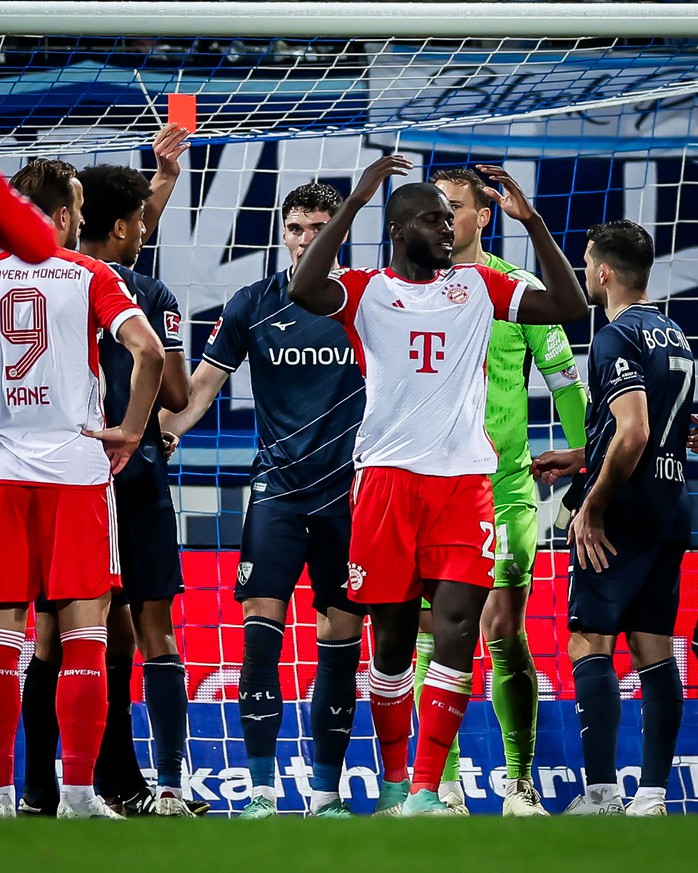 Bayern Munich thua bạc nhược Bochum, ghế HLV Tuchel lung lay dữ dội- Ảnh 1. Bayern Munich thua bạc nhược Bochum, ghế HLV Tuchel lung lay dữ dội- Ảnh 1.