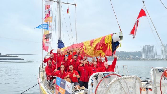Đội Việt Nam về thứ 5 tại Giải đua thuyền buồm Clipper Race- Ảnh 3. Đội Việt Nam về thứ 5 tại Giải đua thuyền buồm Clipper Race- Ảnh 3.