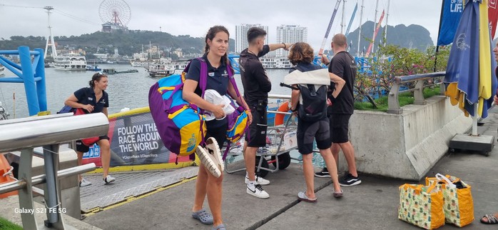 Đội Việt Nam về thứ 5 tại Giải đua thuyền buồm Clipper Race- Ảnh 7. Đội Việt Nam về thứ 5 tại Giải đua thuyền buồm Clipper Race- Ảnh 7.