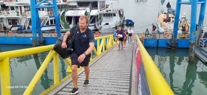 Đội Việt Nam về thứ 5 tại Giải đua thuyền buồm Clipper Race- Ảnh 6. Đội Việt Nam về thứ 5 tại Giải đua thuyền buồm Clipper Race- Ảnh 6.