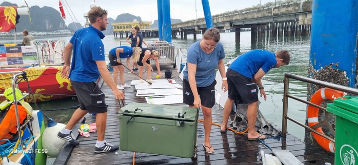 Đội Việt Nam về thứ 5 tại Giải đua thuyền buồm Clipper Race- Ảnh 4. Đội Việt Nam về thứ 5 tại Giải đua thuyền buồm Clipper Race- Ảnh 4.