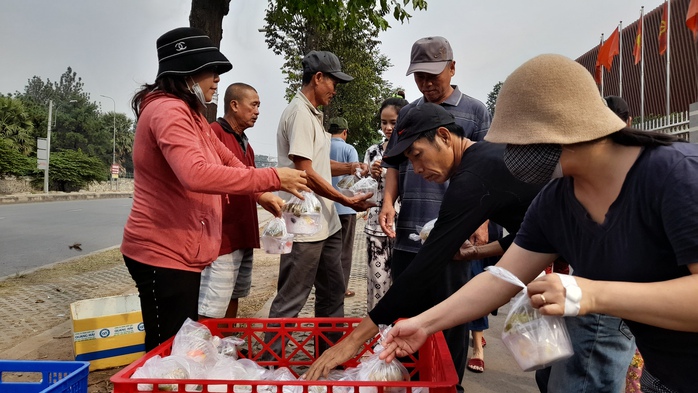 Người mẹ của bệnh nhi ung thư- Ảnh 3. Người mẹ của bệnh nhi ung thư- Ảnh 3.