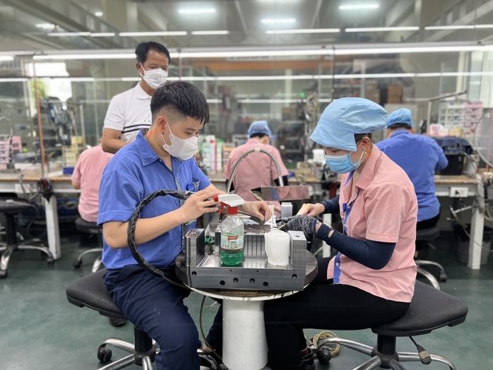 Người lao động có được tạm ứng tiền lương để mua sắm Tết?- Ảnh 1. Người lao động có được tạm ứng tiền lương để mua sắm Tết?- Ảnh 1.