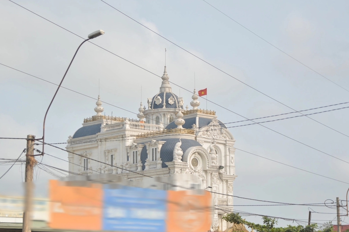 Bác bỏ thông tin sai sự thật về “căn biệt thự đẹp nhất Long An”- Ảnh 1. Bác bỏ thông tin sai sự thật về “căn biệt thự đẹp nhất Long An”- Ảnh 1.