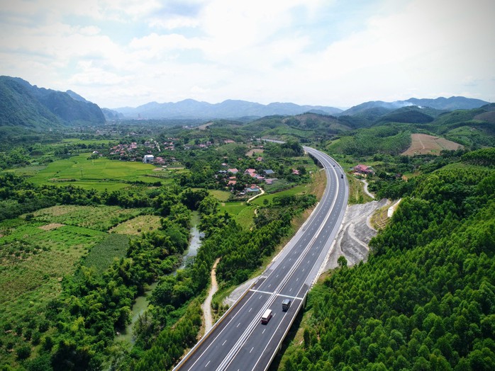 Vì sao nhà đầu tư giao thông "gánh" nợ ngân hàng?- Ảnh 2. Vì sao nhà đầu tư giao thông "gánh" nợ ngân hàng?- Ảnh 2.