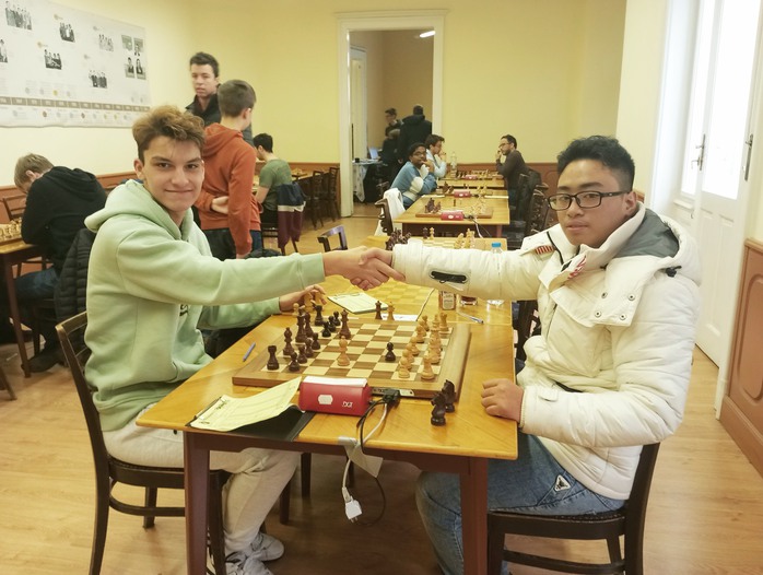 Phạm Trần Gia Phúc vô địch cờ vua Budapest, giành chuẩn Đại kiện tướng- Ảnh 2. Phạm Trần Gia Phúc vô địch cờ vua Budapest, giành chuẩn Đại kiện tướng- Ảnh 2.