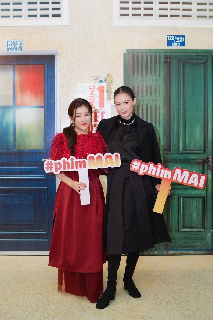 Lệ Quyên liên tục khóc khi xem "Mai" của Trấn Thành- Ảnh 9. Lệ Quyên liên tục khóc khi xem "Mai" của Trấn Thành- Ảnh 9.