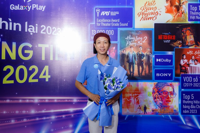Diễn viên Kiều Trinh: "Tôi được Tổ thương!"- Ảnh 7. Diễn viên Kiều Trinh: "Tôi được Tổ thương!"- Ảnh 7.