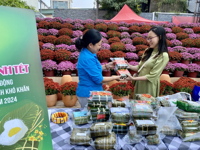 Chăm lo thiết thực cho người lao động đón Tết xa quê- Ảnh 6. Chăm lo thiết thực cho người lao động đón Tết xa quê- Ảnh 6.