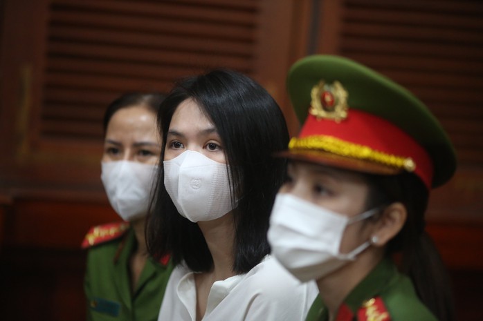 Người mẫu Ngọc Trinh lãnh án- Ảnh 1. Người mẫu Ngọc Trinh lãnh án- Ảnh 1.