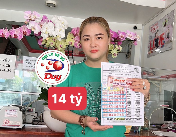 Xôn xao thông tin đại lý bán 14 tờ vé số trúng độc đắc ngày vía Thần Tài- Ảnh 3. Xôn xao thông tin đại lý bán 14 tờ vé số trúng độc đắc ngày vía Thần Tài- Ảnh 3.