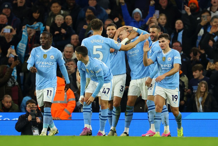 Haaland lập kỷ lục Ngoại hạng Anh, Man City tái chiếm ngôi nhì bảng- Ảnh 5. Haaland lập kỷ lục Ngoại hạng Anh, Man City tái chiếm ngôi nhì bảng- Ảnh 5.