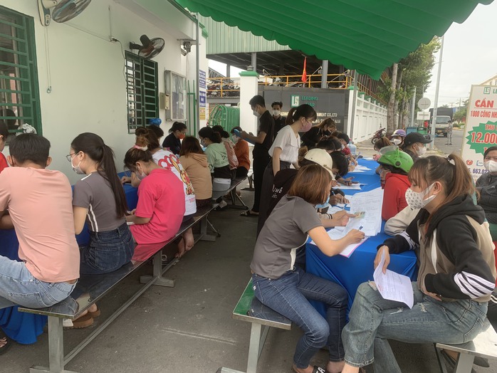 Hình ảnh quen thuộc ở Bình Dương ngay sau Tết - Ảnh 5. Hình ảnh quen thuộc ở Bình Dương ngay sau Tết - Ảnh 5.