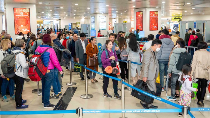 Yêu cầu các hãng hàng không báo cáo giá vé máy bay dịp Tết- Ảnh 1.