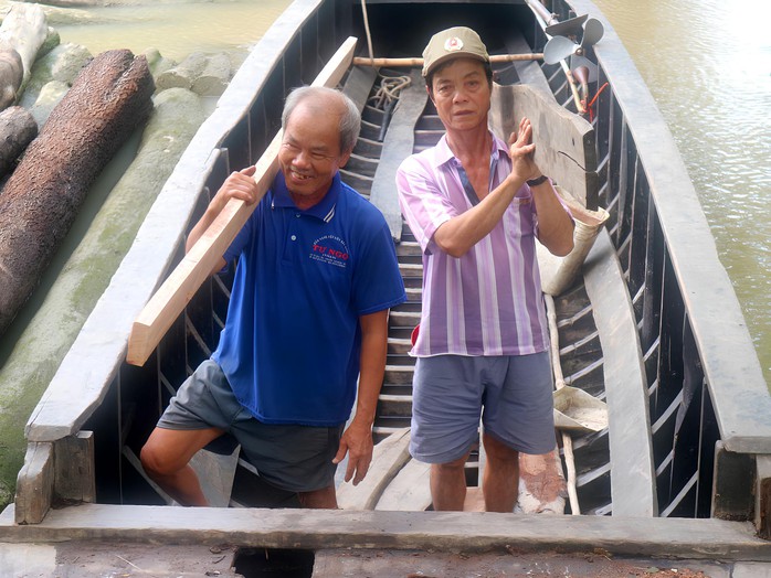 “Ông Tư lục tỉnh” xây nhà cho người nghèo- Ảnh 1. “Ông Tư lục tỉnh” xây nhà cho người nghèo- Ảnh 1.