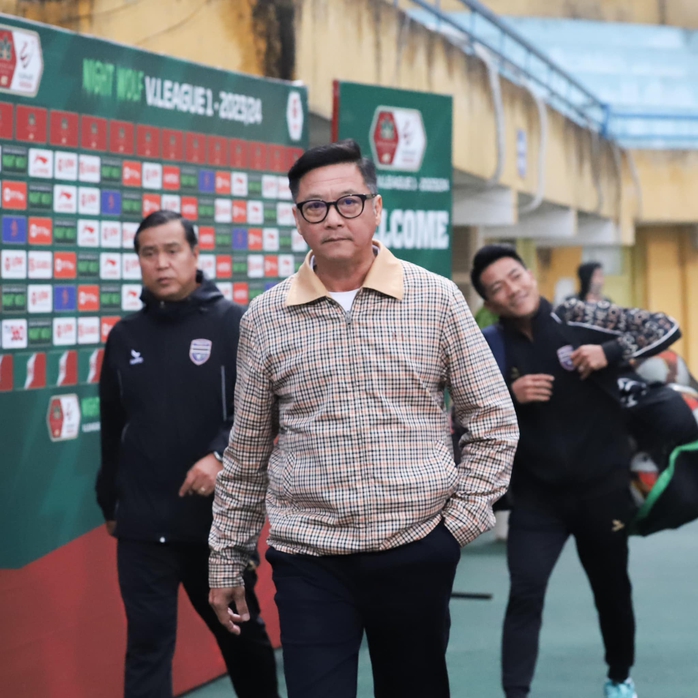 Vòng 10 V-League: VAR can thiệp, B.Bình Dương hạ Thể Công Viettel- Ảnh 2. Vòng 10 V-League: VAR can thiệp, B.Bình Dương hạ Thể Công Viettel- Ảnh 2.