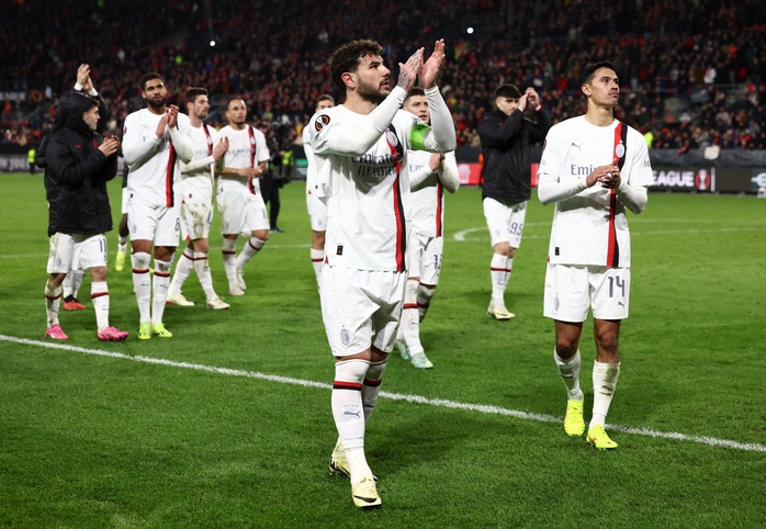 AC Milan vào vòng 1/8, Europa League nóng bỏng màn ngược dòng- Ảnh 4. AC Milan vào vòng 1/8, Europa League nóng bỏng màn ngược dòng- Ảnh 4.
