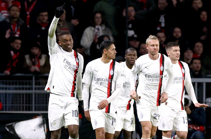 Bốc thăm Europa League: Liverpool rộng cửa vào tứ kết, rộ đại chiến vòng 1/8- Ảnh 3. Bốc thăm Europa League: Liverpool rộng cửa vào tứ kết, rộ đại chiến vòng 1/8- Ảnh 3.